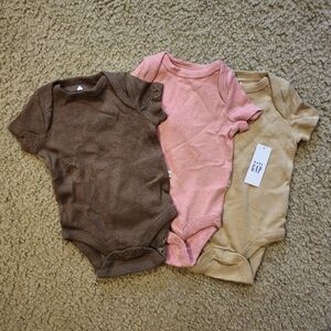 Set of 3 Onesies Baby Gap